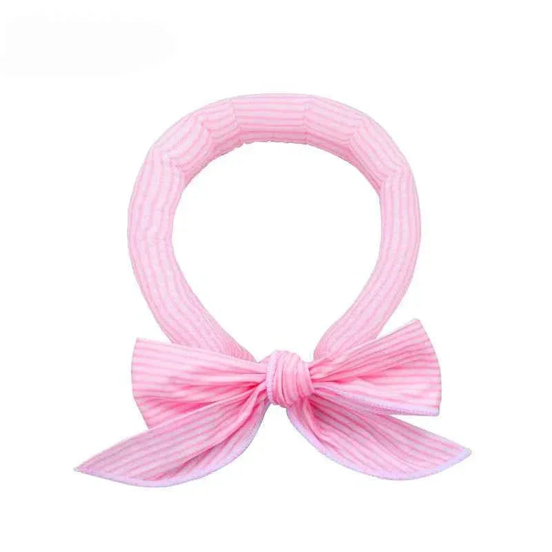 ChillPaws Pet Cooling Scarf - Instant Refreshment for Hot Days - Happy Tails - paws & love