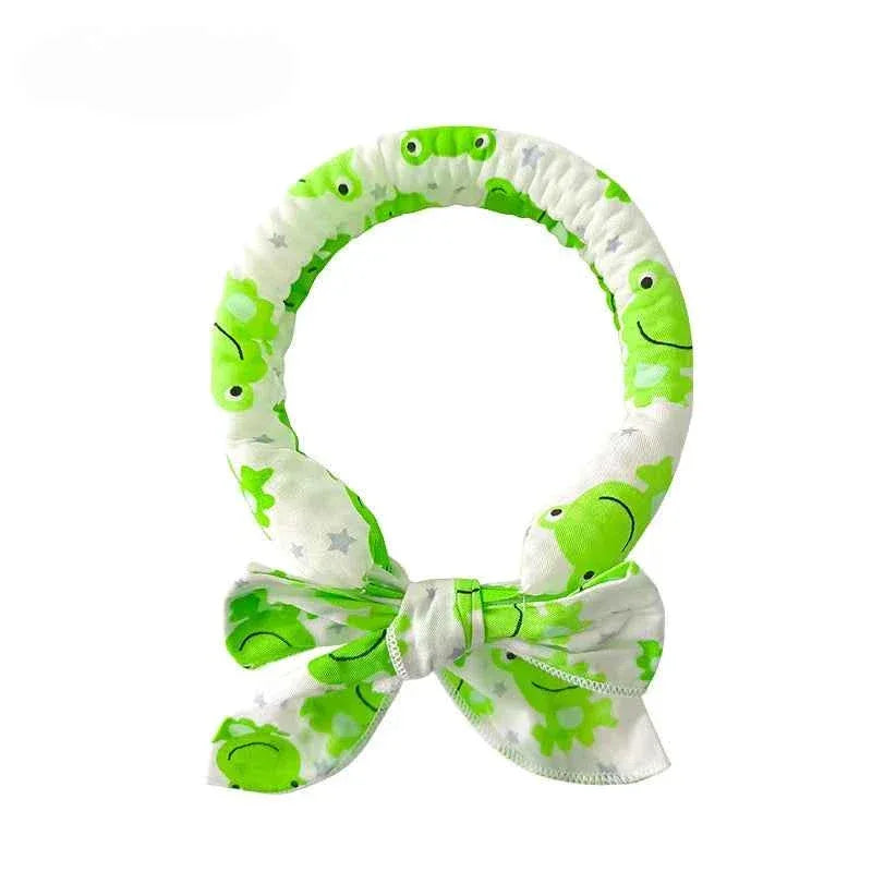 ChillPaws Pet Cooling Scarf - Instant Refreshment for Hot Days - Happy Tails - paws & love